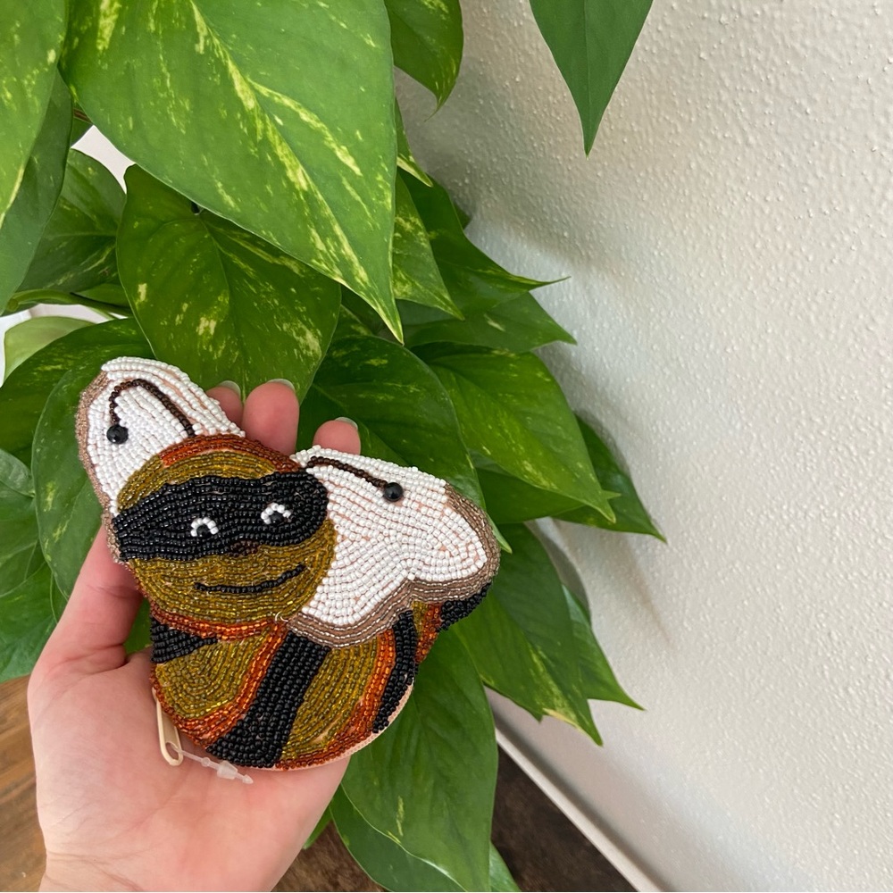 Beaded Queen Bee Coin Purse NWT